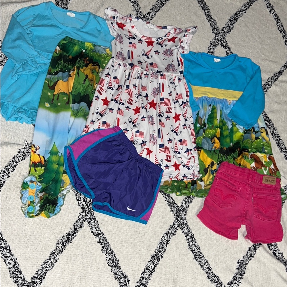 Girls Size 5-6 Spirit Patriotic Unicorn Levi’s Nike Dri-Fit